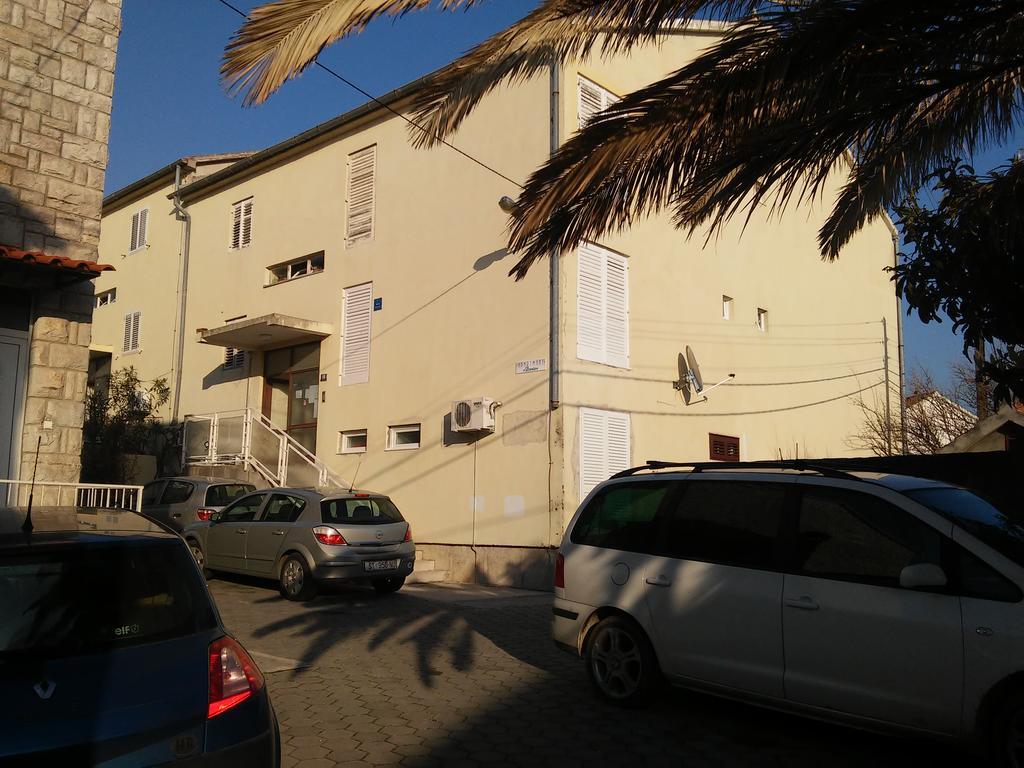 Apartment Doris Primošten Exteriör bild